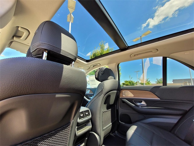 new 2025 Mercedes-Benz GLE car, priced at $80,335