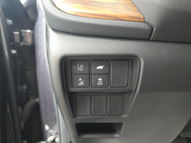 used 2018 Honda CR-V car, priced at $23,295