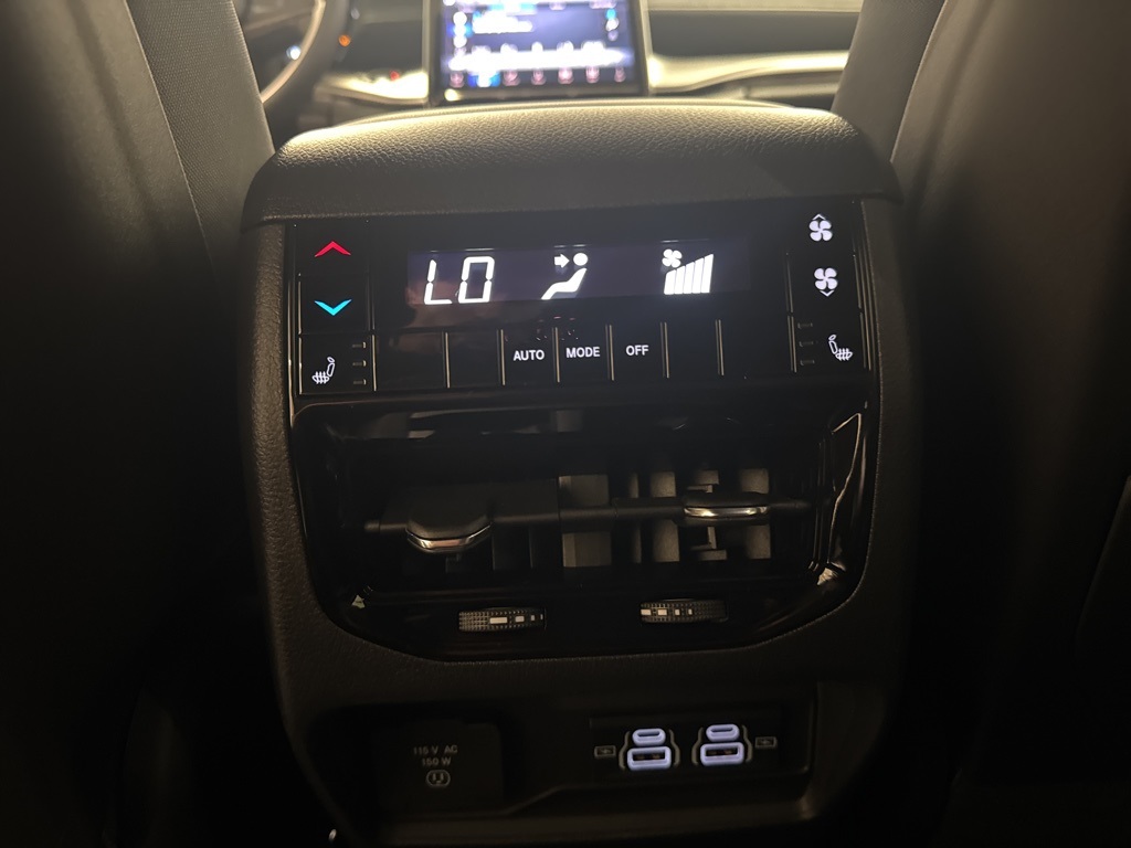 new 2025 Jeep Grand Cherokee L car, priced at $48,037