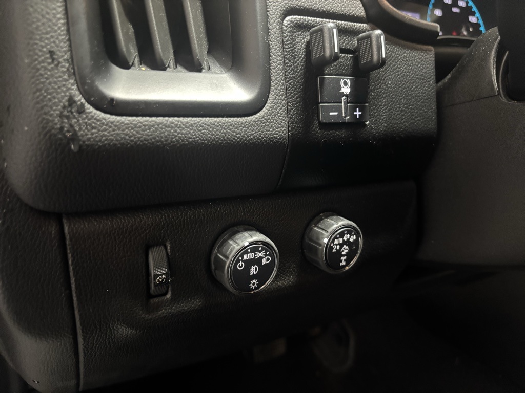 used 2020 Chevrolet Colorado car, priced at $32,027