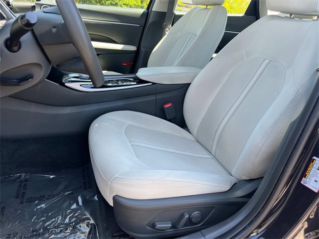used 2023 Hyundai Sonata car, priced at $20,188