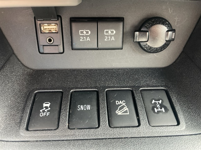 used 2017 Toyota Highlander car, priced at $25,555