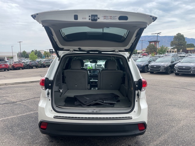 used 2017 Toyota Highlander car, priced at $25,555
