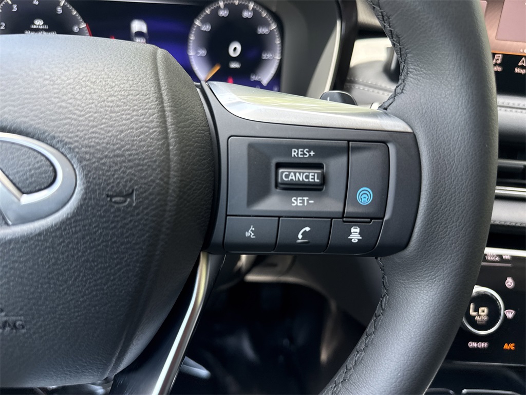 used 2025 INFINITI QX60 car, priced at $43,998