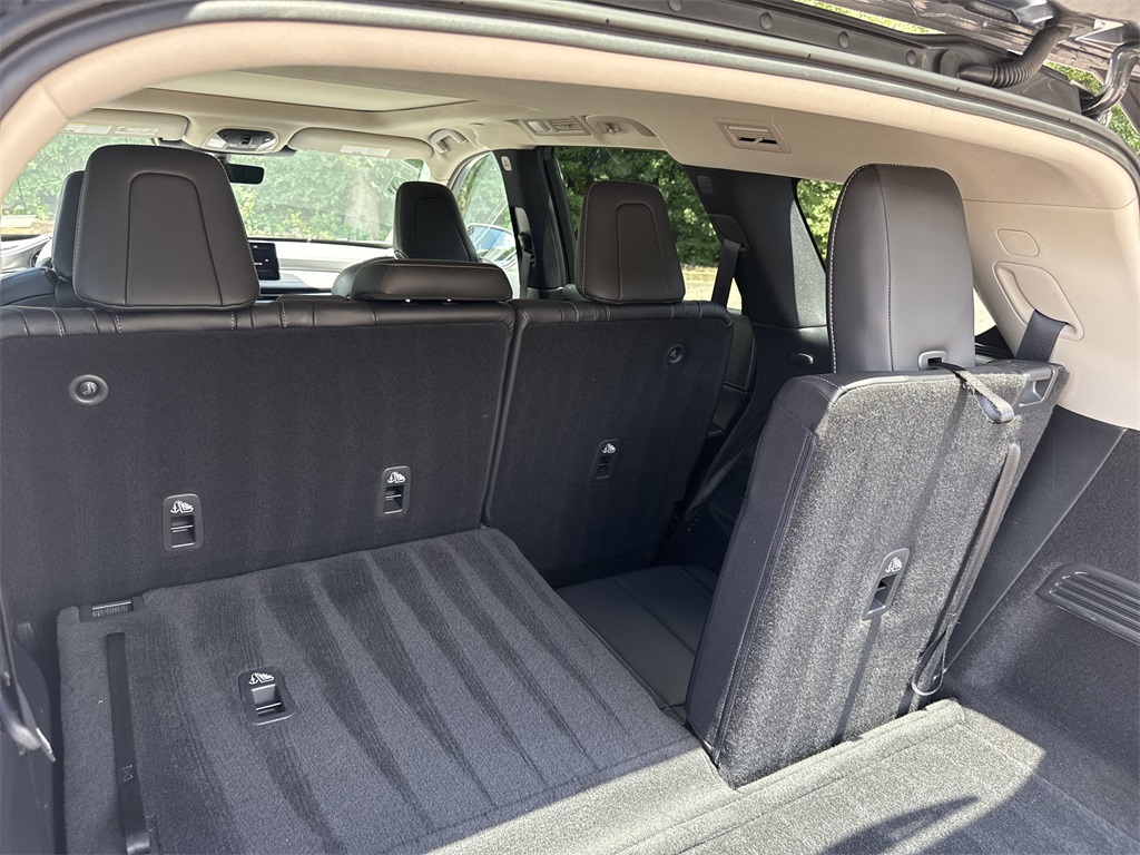 used 2025 INFINITI QX60 car, priced at $43,998