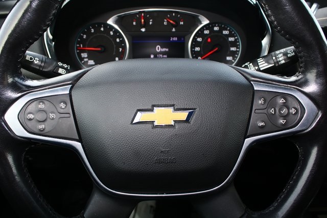 used 2022 Chevrolet Traverse car, priced at $27,106