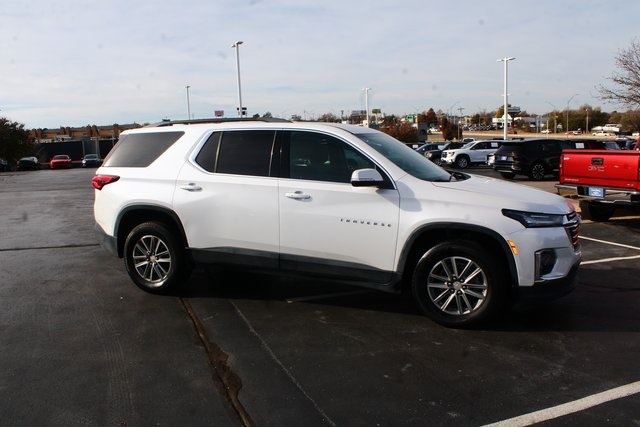 used 2022 Chevrolet Traverse car, priced at $27,106