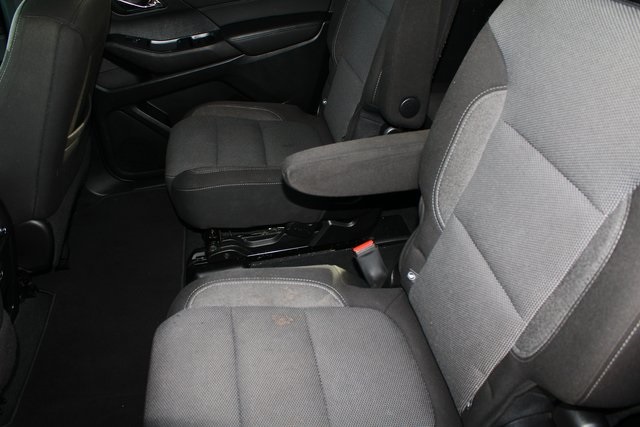 used 2022 Chevrolet Traverse car, priced at $27,106