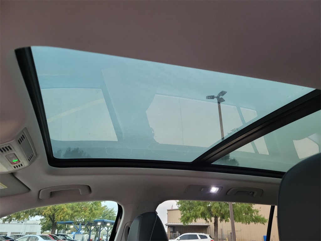 used 2022 Volkswagen Tiguan car, priced at $22,518