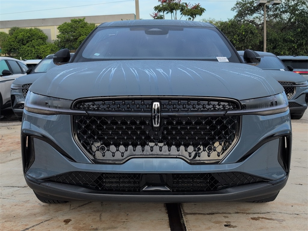 new 2025 Lincoln Nautilus car, priced at $56,914