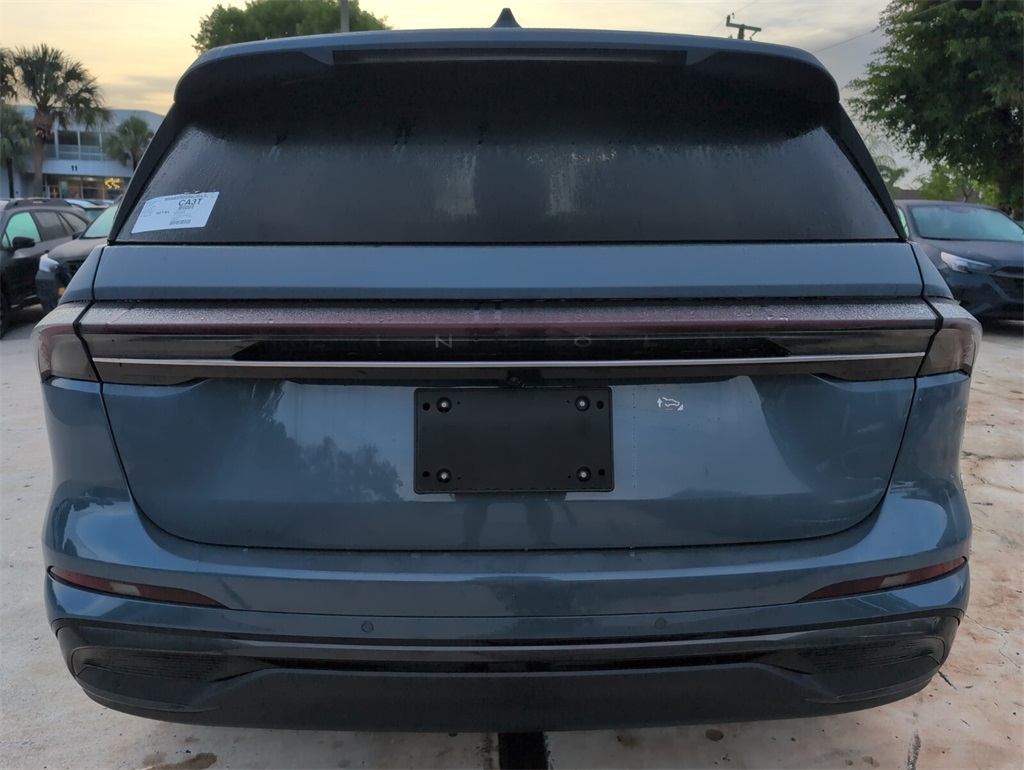 new 2025 Lincoln Nautilus car, priced at $56,914