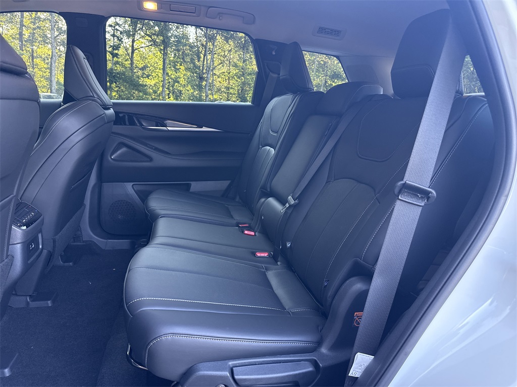 new 2025 INFINITI QX60 car, priced at $43,785