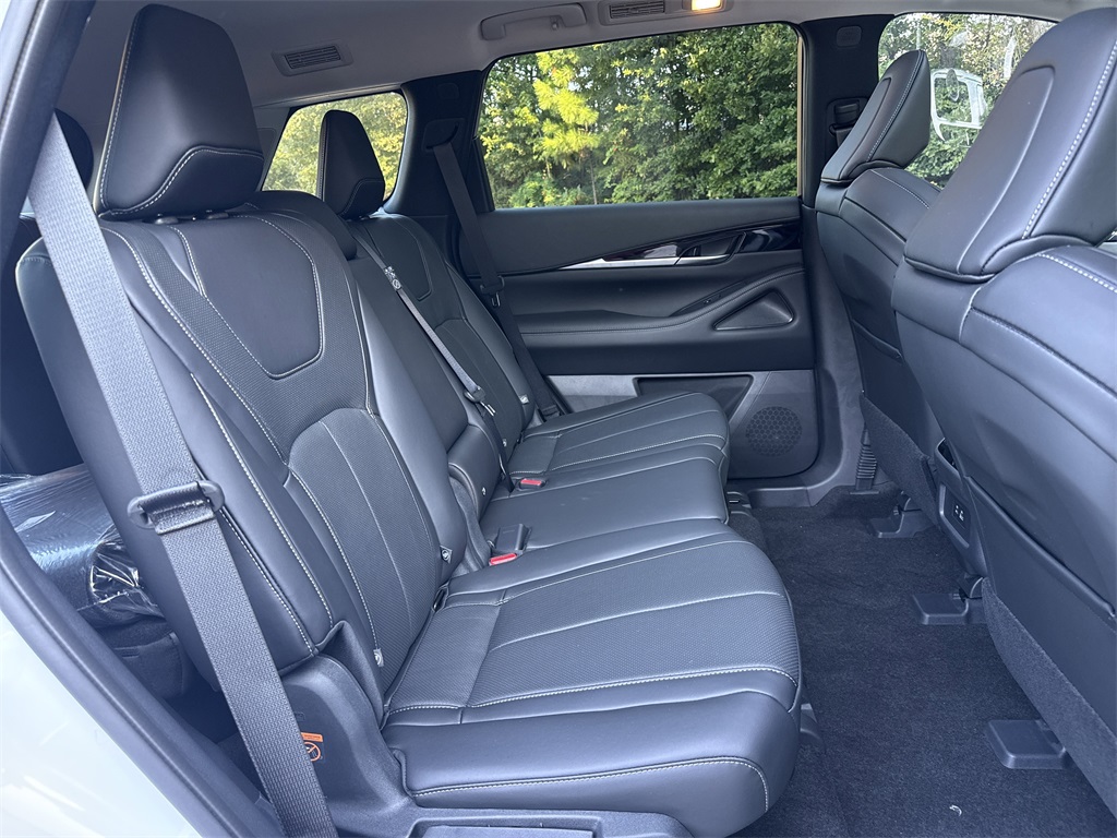 new 2025 INFINITI QX60 car, priced at $43,785