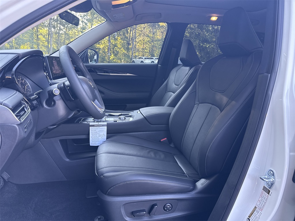 new 2025 INFINITI QX60 car, priced at $43,785