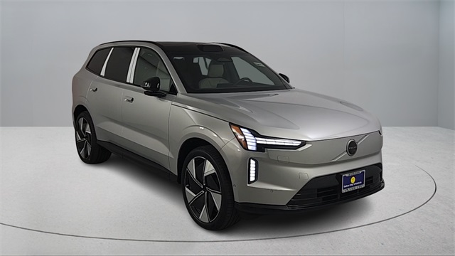 new 2025 Volvo EX90 car, priced at $82,390
