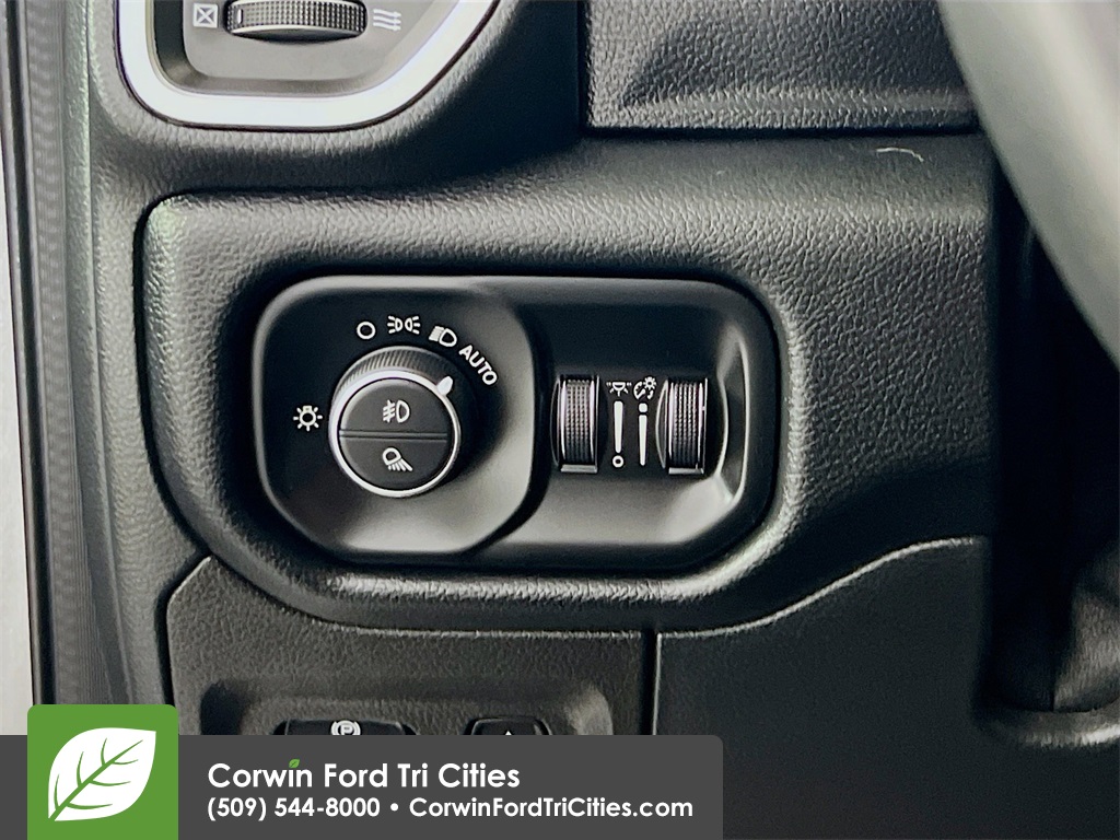 used 2022 Ram 1500 car, priced at $39,065