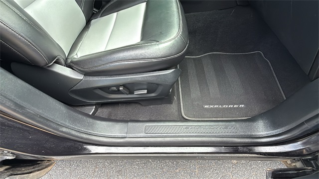 used 2022 Ford Explorer car, priced at $25,499