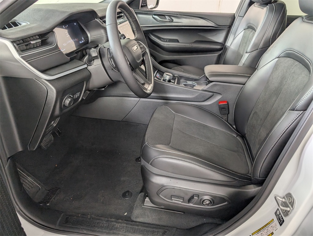 new 2025 Jeep Grand Cherokee L car, priced at $41,630