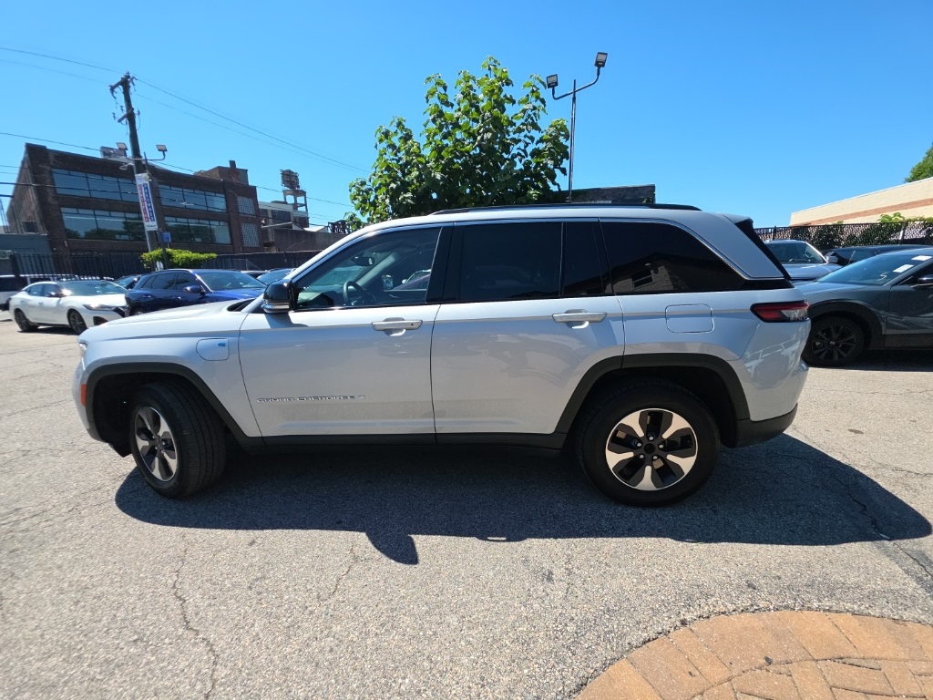 used 2023 Jeep Grand Cherokee car, priced at $24,895