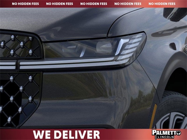 new 2025 Lincoln Navigator car, priced at $121,730