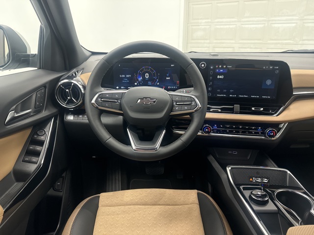 new 2025 Chevrolet Equinox car, priced at $34,000