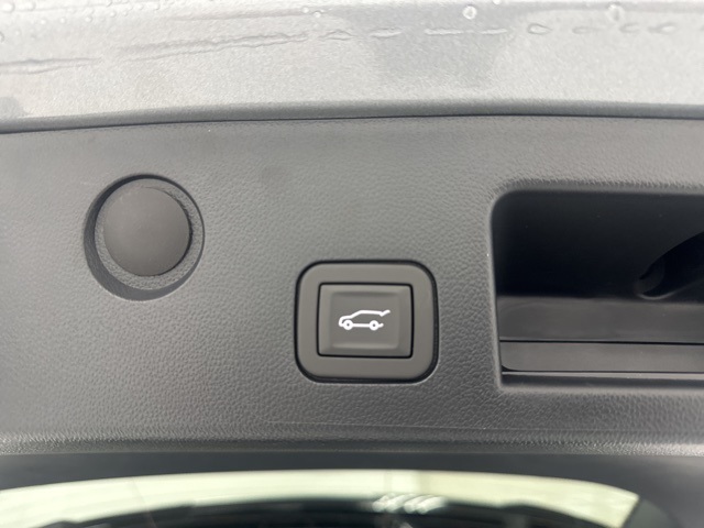 new 2025 Chevrolet Equinox car, priced at $34,000