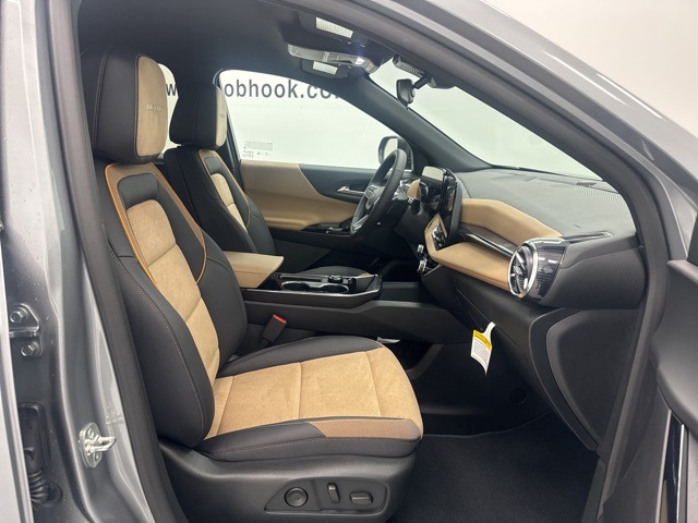 new 2025 Chevrolet Equinox car, priced at $34,000