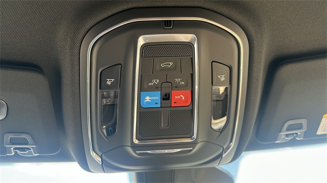 new 2025 Jeep Grand Cherokee car, priced at $44,494