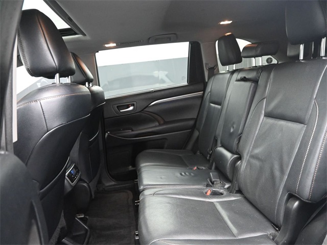 used 2017 Toyota Highlander car, priced at $16,888