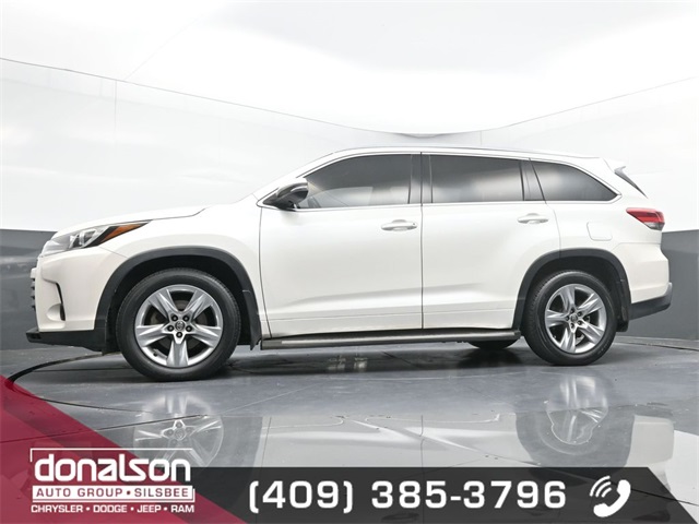 used 2017 Toyota Highlander car, priced at $16,888
