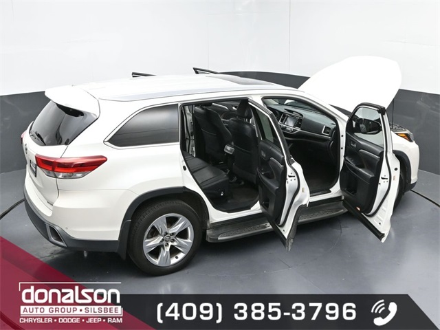 used 2017 Toyota Highlander car, priced at $16,888