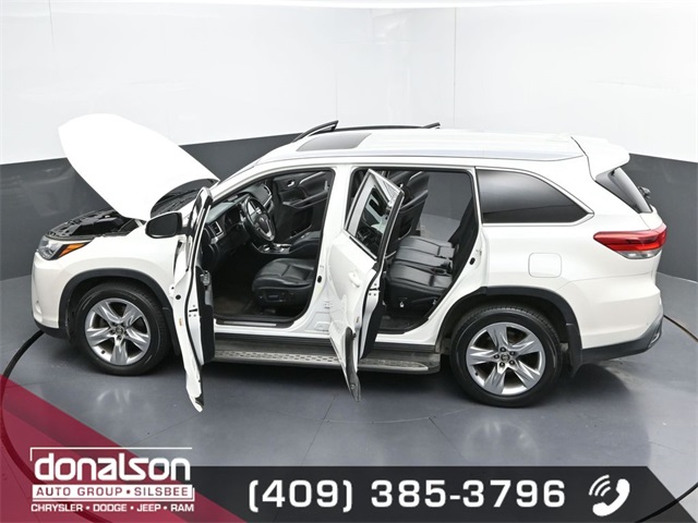 used 2017 Toyota Highlander car, priced at $16,888
