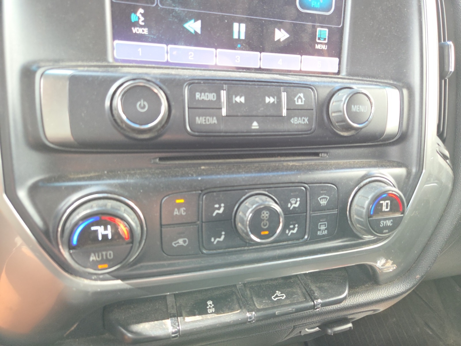used 2015 Chevrolet Silverado 1500 car, priced at $14,253