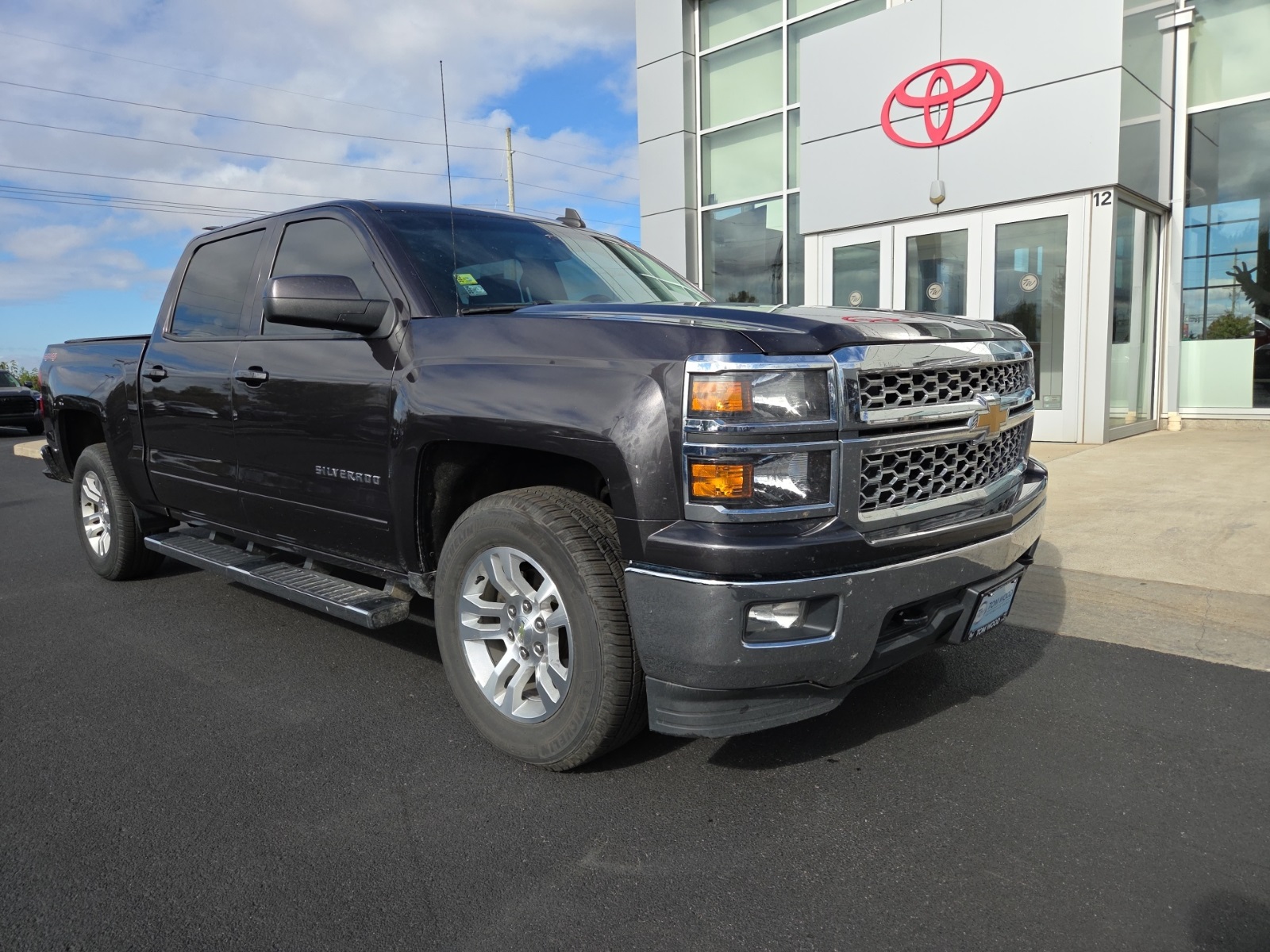 used 2015 Chevrolet Silverado 1500 car, priced at $14,253