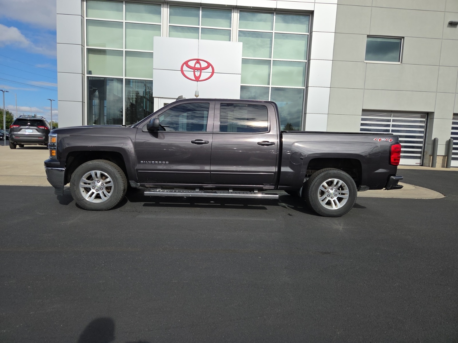 used 2015 Chevrolet Silverado 1500 car, priced at $14,253