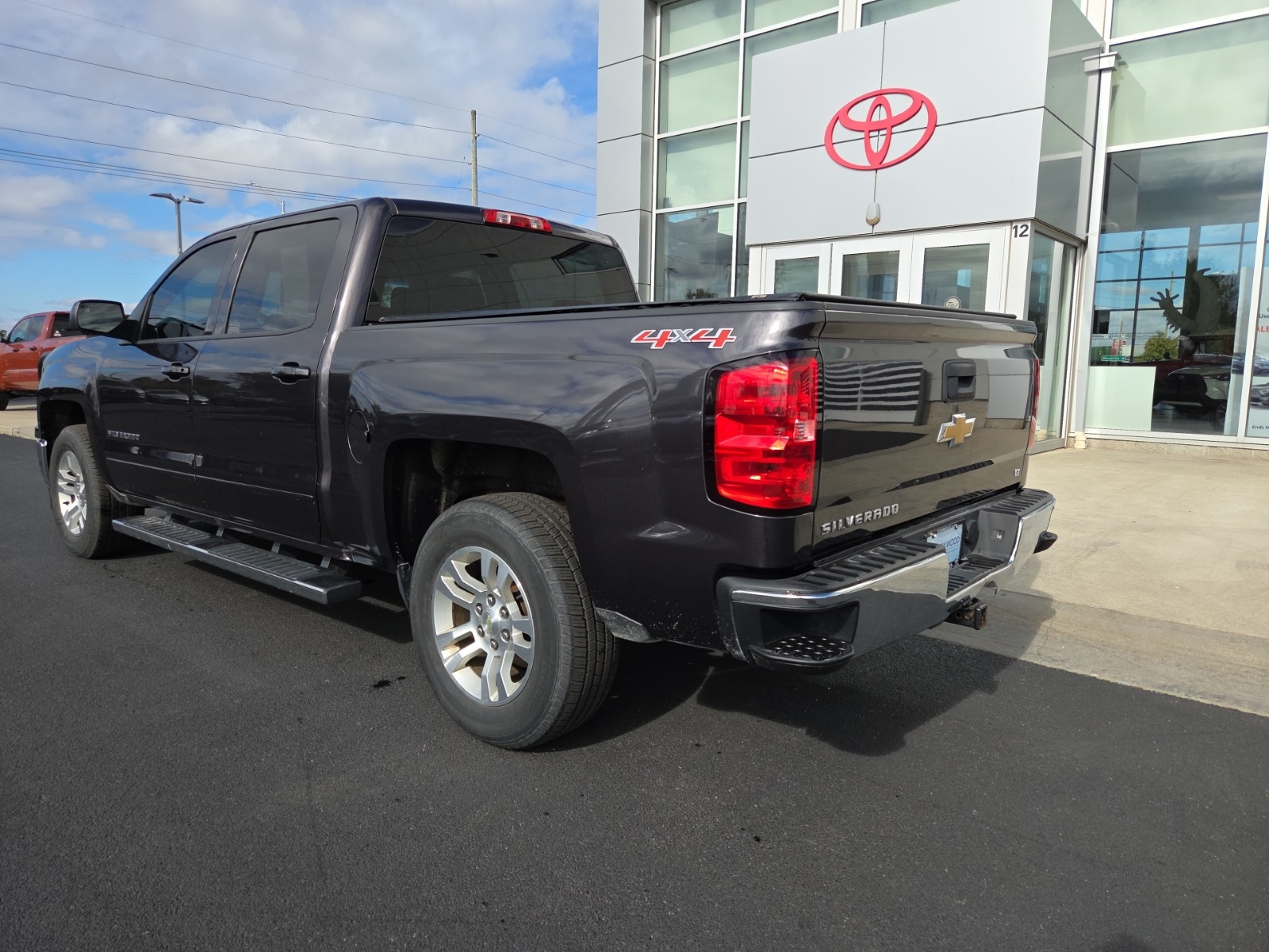 used 2015 Chevrolet Silverado 1500 car, priced at $14,253