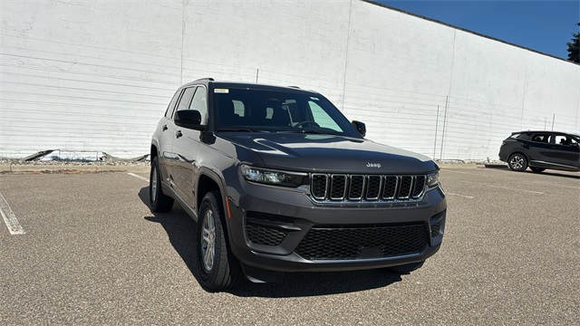 new 2025 Jeep Grand Cherokee car, priced at $42,179