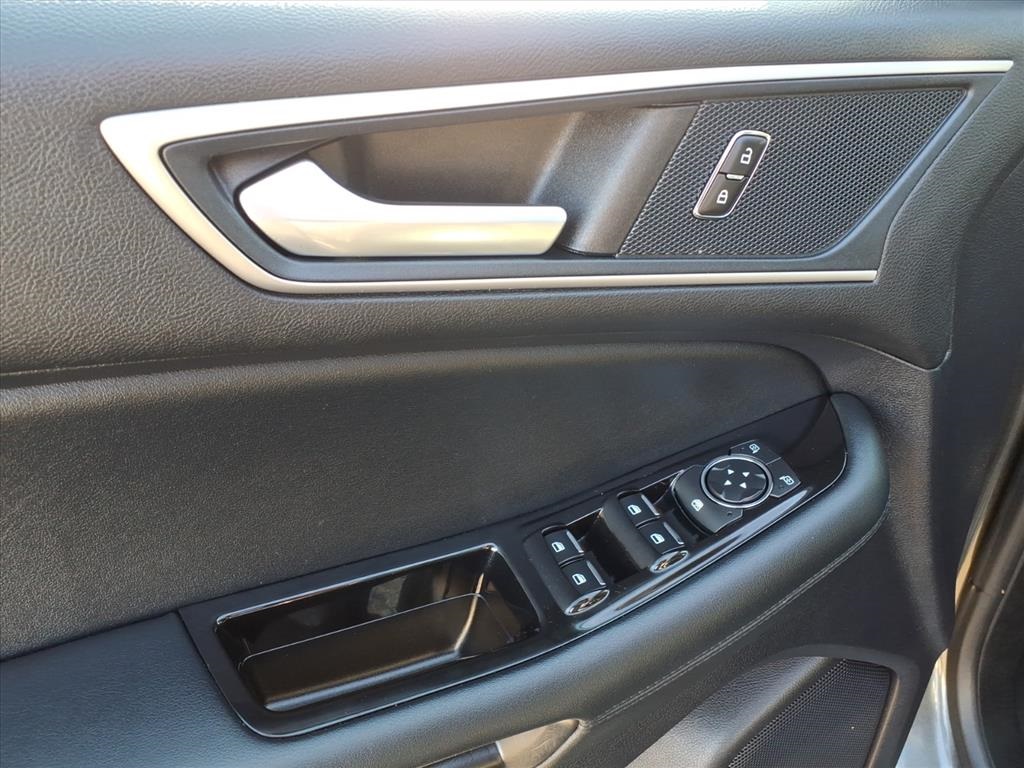 used 2019 Ford Edge car, priced at $14,900