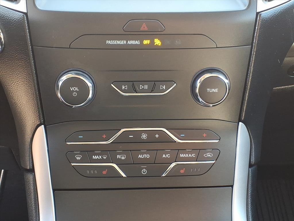 used 2019 Ford Edge car, priced at $14,900