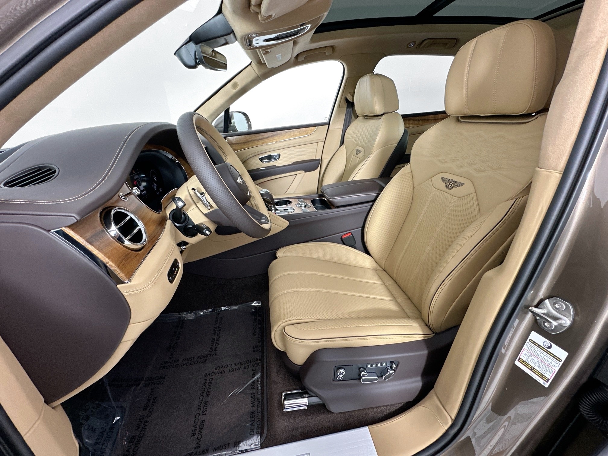 new 2025 Bentley Bentayga car