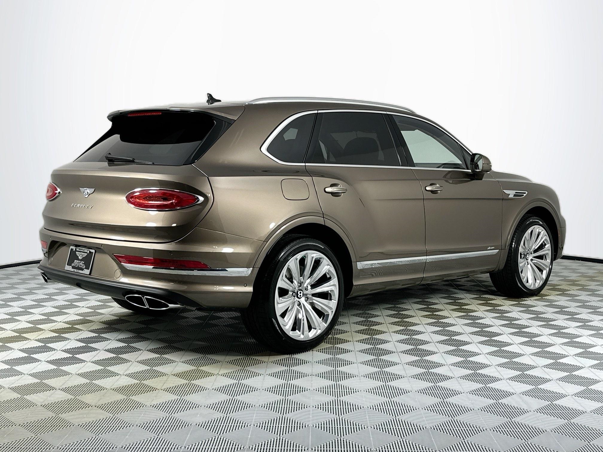 new 2025 Bentley Bentayga car