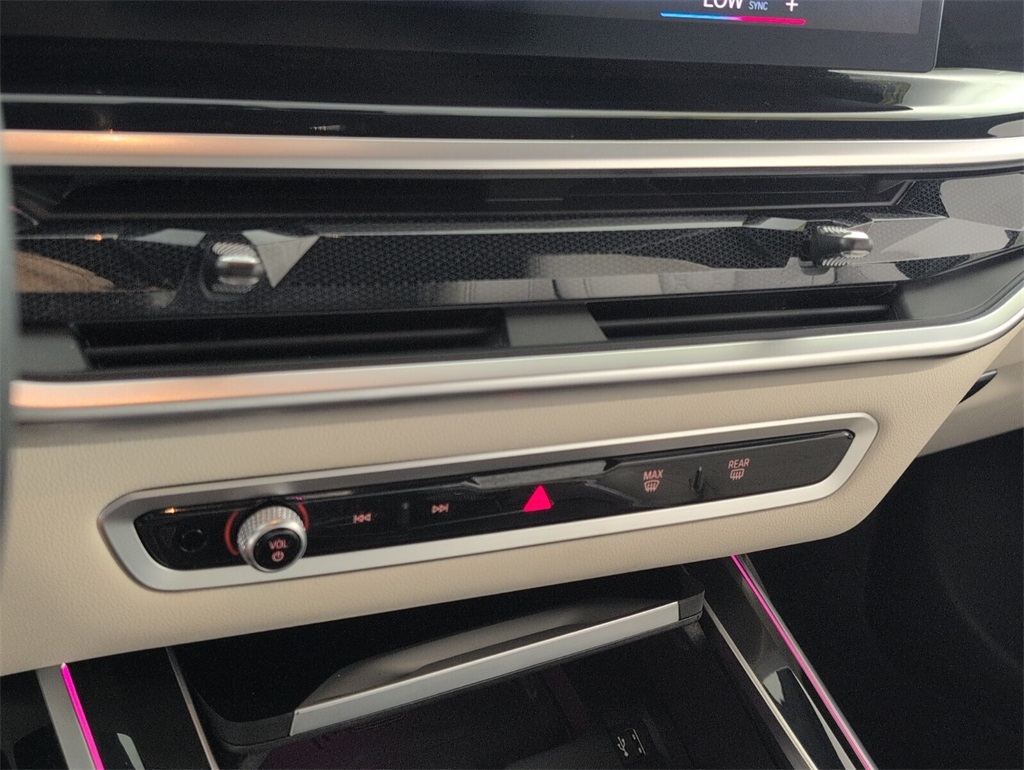 used 2023 BMW X7 car, priced at $60,518