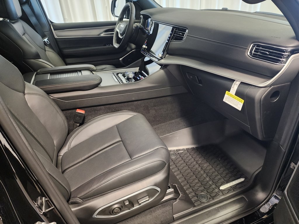 new 2025 Jeep Wagoneer car, priced at $75,530