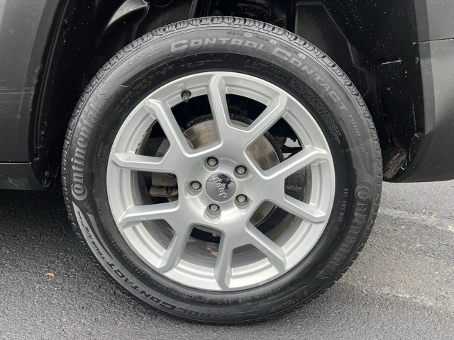 used 2021 Jeep Renegade car, priced at $16,000