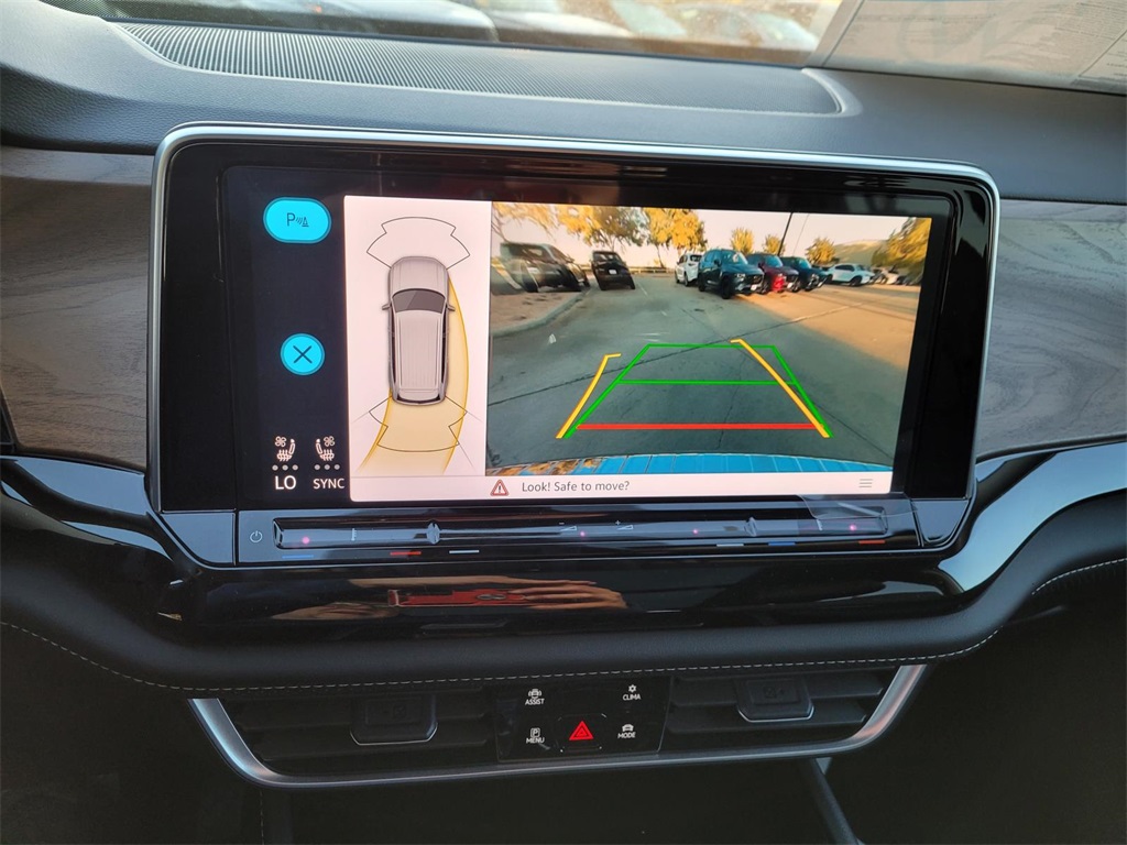 new 2026 Volkswagen Atlas car, priced at $43,110