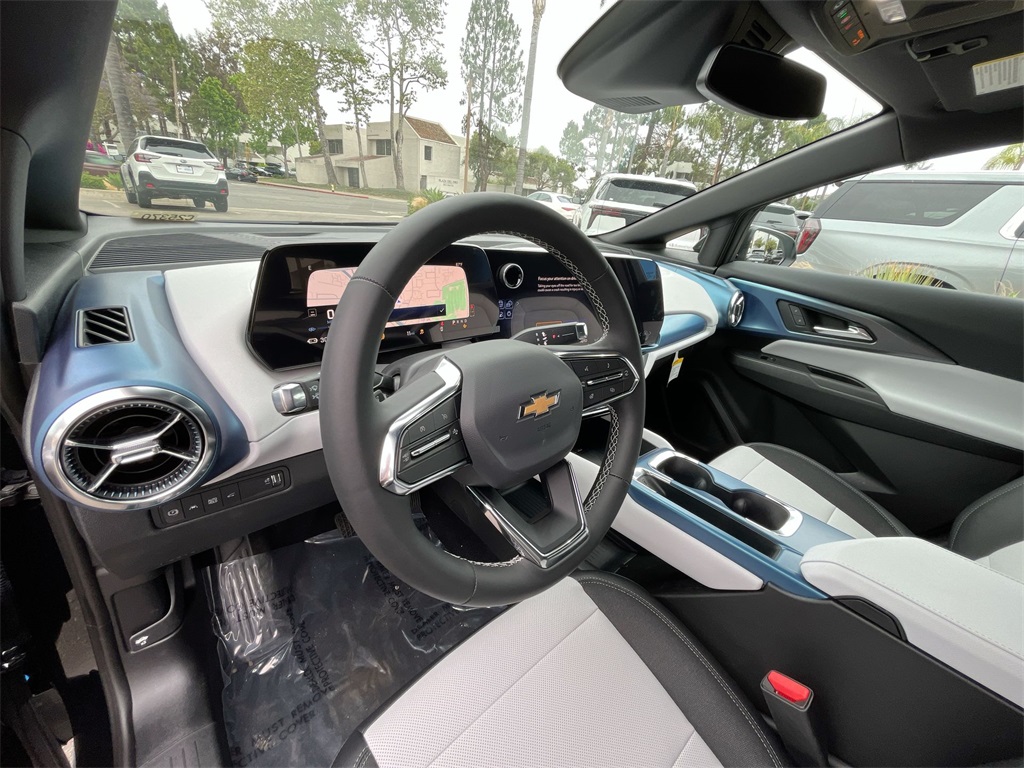 new 2025 Chevrolet Equinox EV car, priced at $37,564