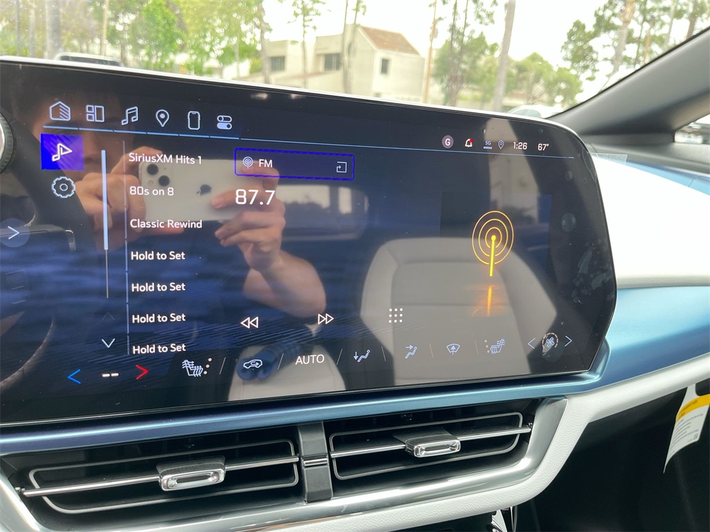 new 2025 Chevrolet Equinox EV car, priced at $37,564