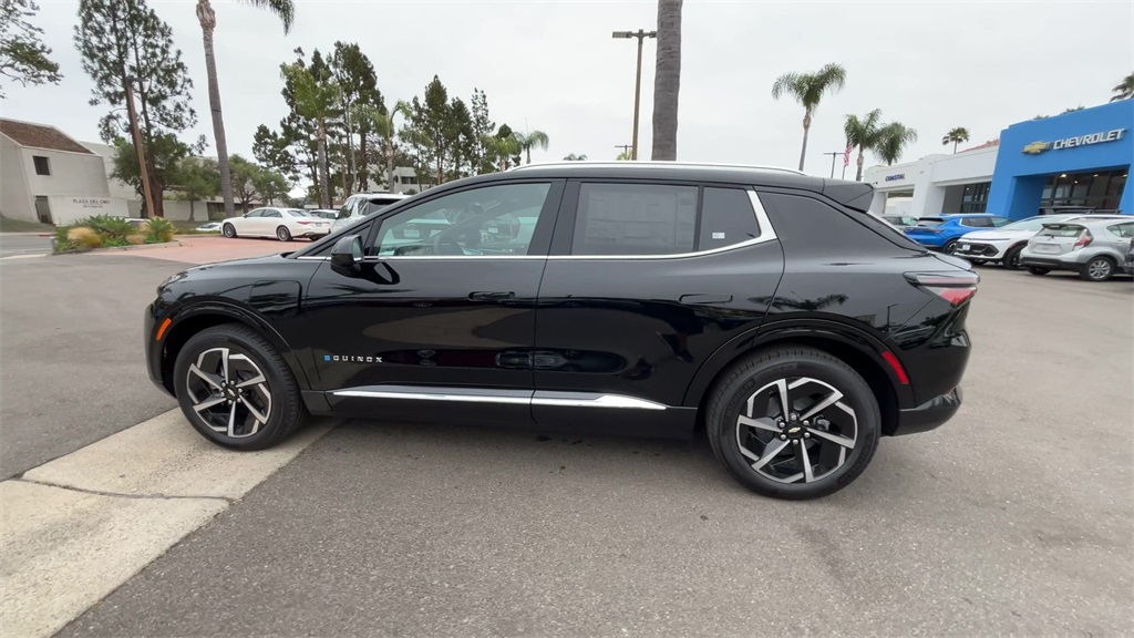 new 2025 Chevrolet Equinox EV car, priced at $37,564