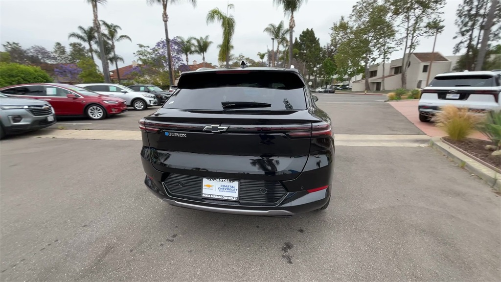 new 2025 Chevrolet Equinox EV car, priced at $37,564