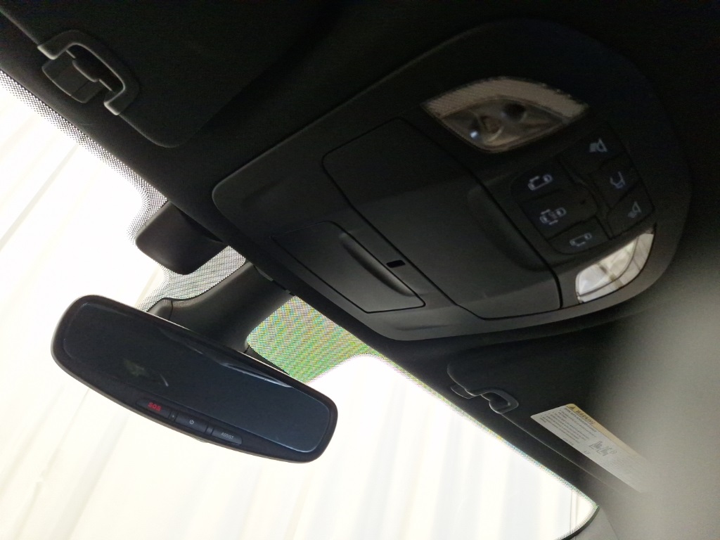 used 2020 Chrysler Pacifica car, priced at $25,886